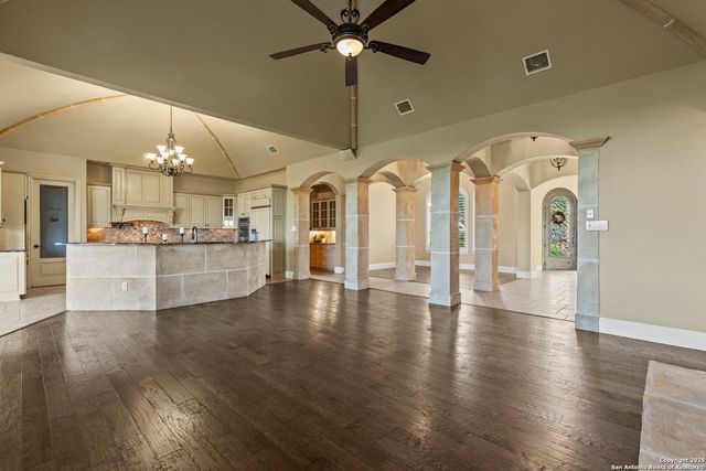 8514 Terra Mont, San Antonio, TX 78255