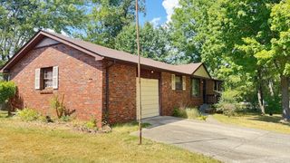 2 Lasalle St, Clarksville, TN 37042