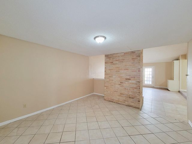 2710 Quail Creek Drive, Missouri City, TX 77459