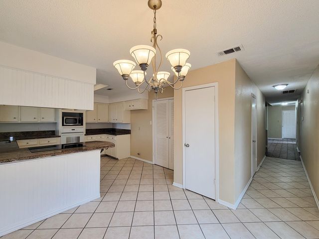 2710 Quail Creek Drive, Missouri City, TX 77459