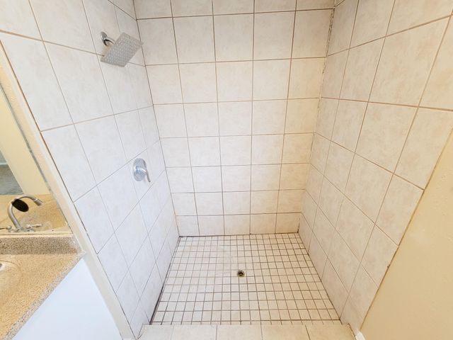 2710 Quail Creek Drive, Missouri City, TX 77459