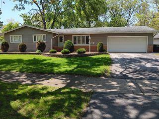 18828 Greenbay Avenue, Lansing, IL 60438