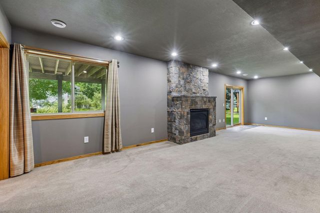 3714 103rd Trail N, Brooklyn Park, MN 55443
