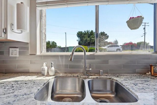 1106 Corral, Escondido, CA 92026