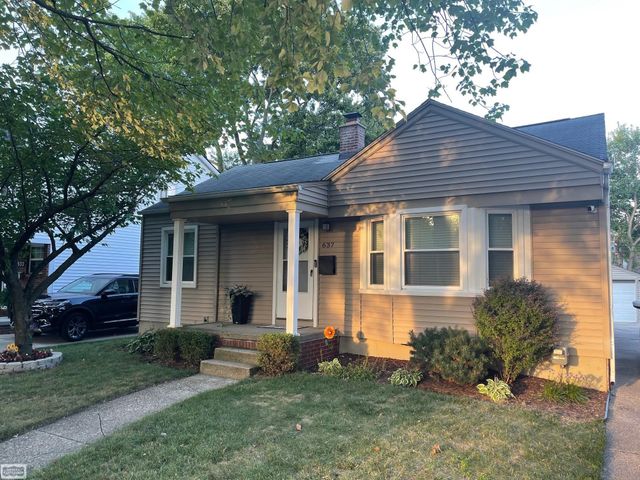 637 S Kenwood Avenue, Royal Oak, MI 48067