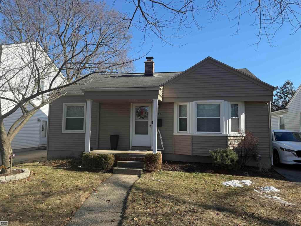 637 S Kenwood Avenue, Royal Oak, MI 48067