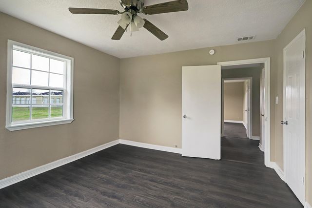 1210 Glendale Street, Dayton, TX 77535