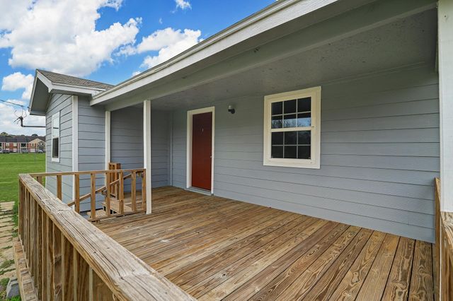 1210 Glendale Street, Dayton, TX 77535