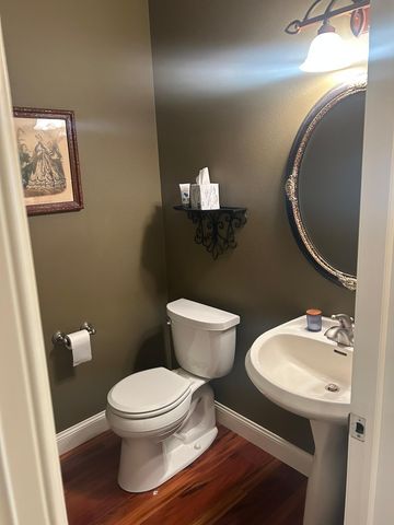 3506 W Eagle Ridge Dr, Willmar, MN 56201