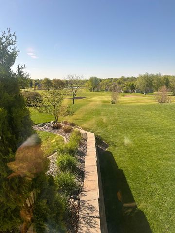 3506 W Eagle Ridge Dr, Willmar, MN 56201