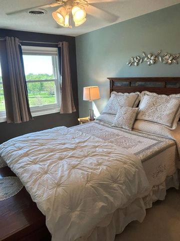 3506 W Eagle Ridge Dr, Willmar, MN 56201