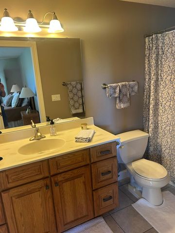 3506 W Eagle Ridge Dr, Willmar, MN 56201