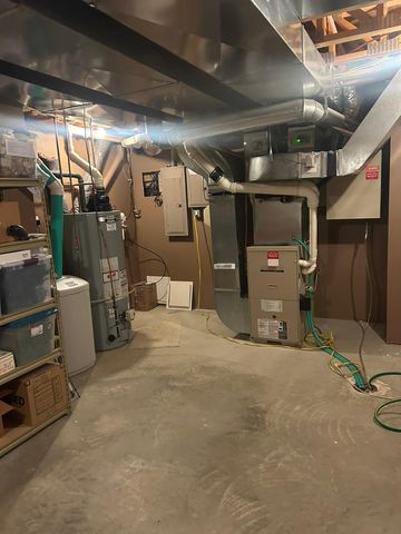 3506 W Eagle Ridge Dr, Willmar, MN 56201