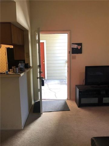 114 E 31st ST 204, Austin, TX 78705