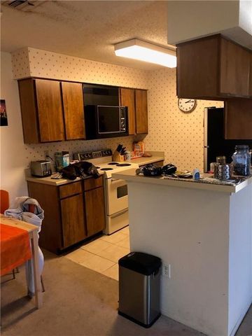 114 E 31st ST 204, Austin, TX 78705