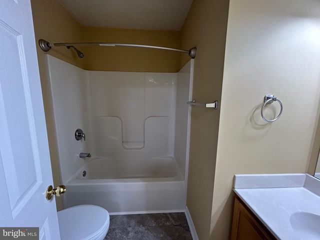 140 LEXINGTON CT, Stephens City, VA 22655