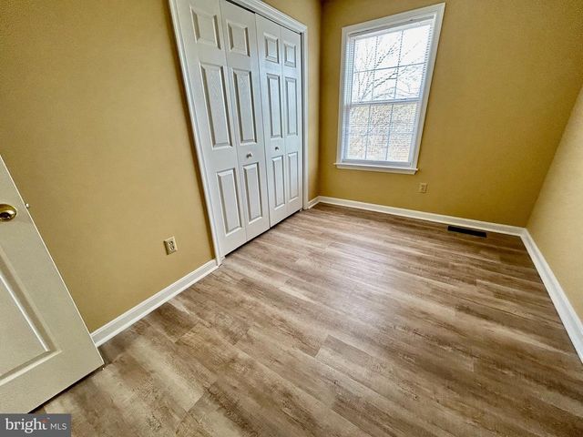 140 LEXINGTON CT, Stephens City, VA 22655