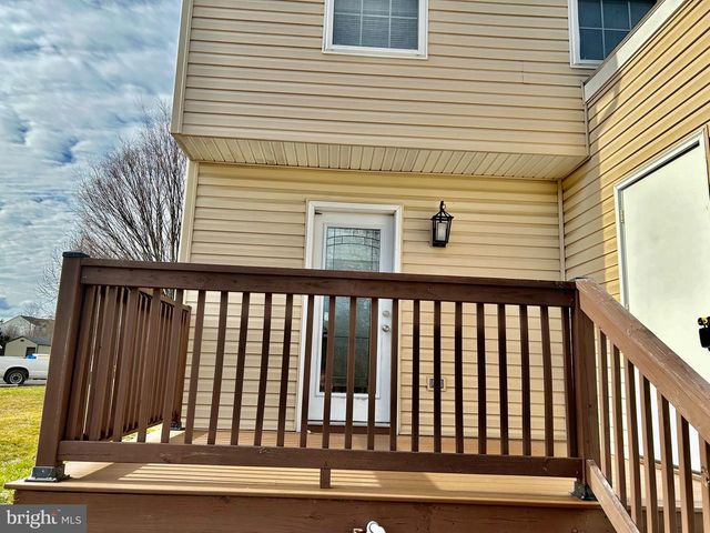 140 LEXINGTON CT, Stephens City, VA 22655