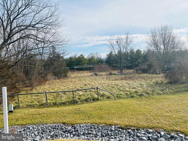 140 LEXINGTON CT, Stephens City, VA 22655