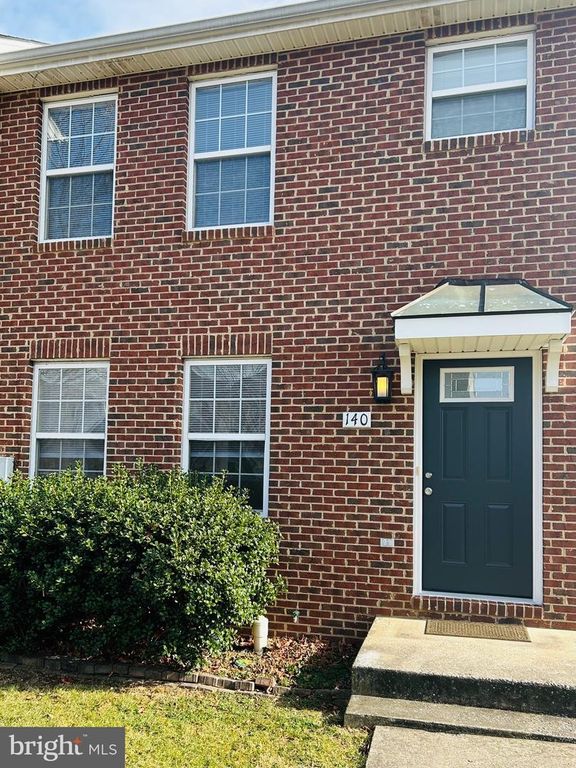140 LEXINGTON CT, Stephens City, VA 22655