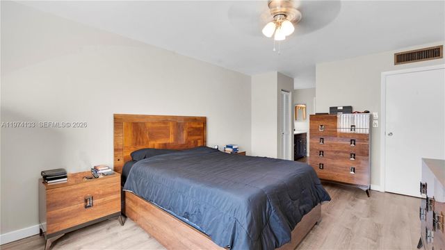 6301 N Falls Cir Dr 206, Lauderhill, FL 33319