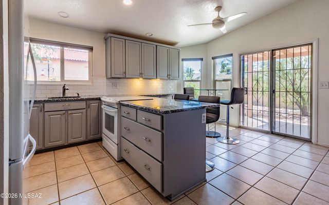 5361 W Wood Owl Drive, Tucson, AZ 85742