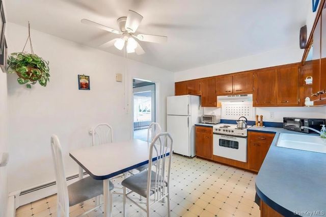 270 7th Street, Saint James, NY 11780