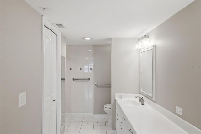 4 OCEANS WEST BOULEVARD 701C, Daytona Beach Shores, FL 32118