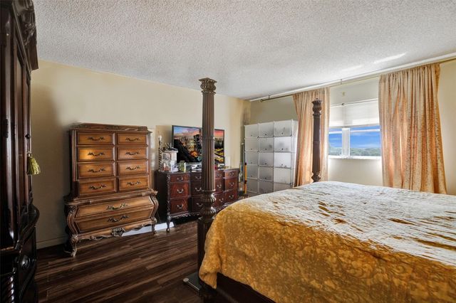 4851 NW 21st Street 405, Lauderhill, FL 33313