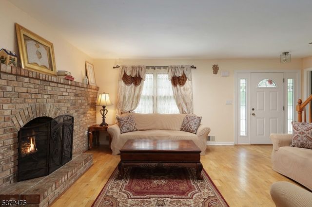 34 Hancock Rd, Piscataway Twp., NJ 08854