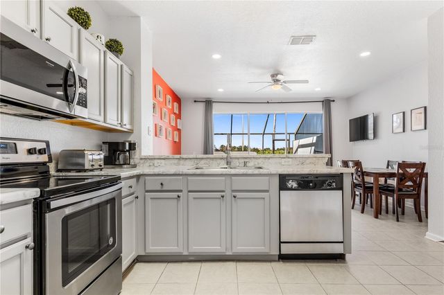 7677 FITZCLARENCE STREET, Kissimmee, FL 34747