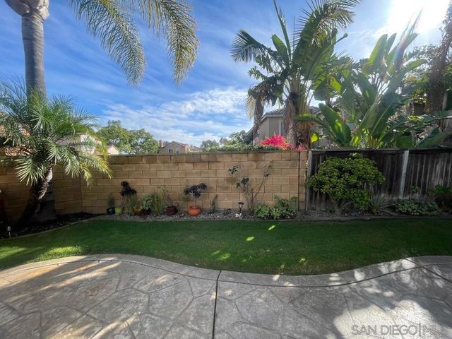 6587 Guava Way, San Diego, CA 92130