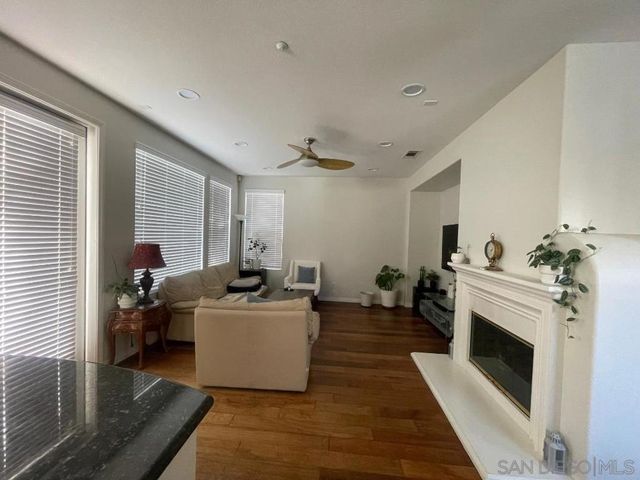 6587 Guava Way, San Diego, CA 92130