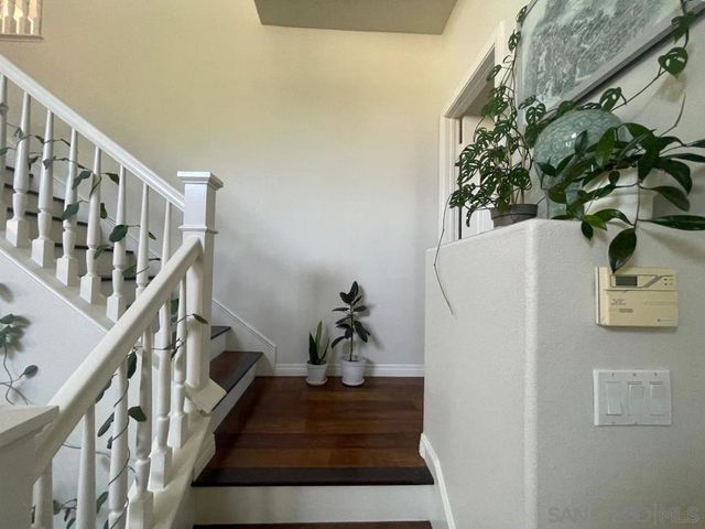 6587 Guava Way, San Diego, CA 92130