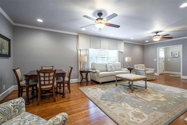 211 Sunset Drive, Lindale, GA 30147