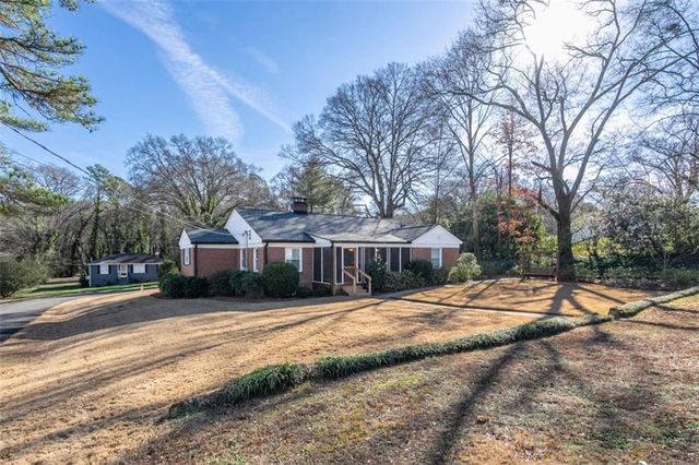 211 Sunset Drive, Lindale, GA 30147