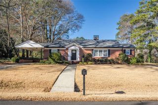 211 Sunset Drive, Lindale, GA 30147