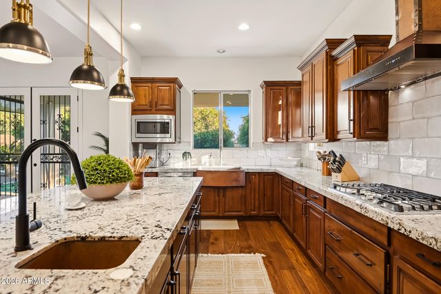 3713 E Ellis Street, Mesa, AZ 85205