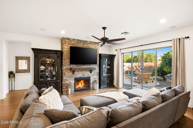 3713 E Ellis Street, Mesa, AZ 85205