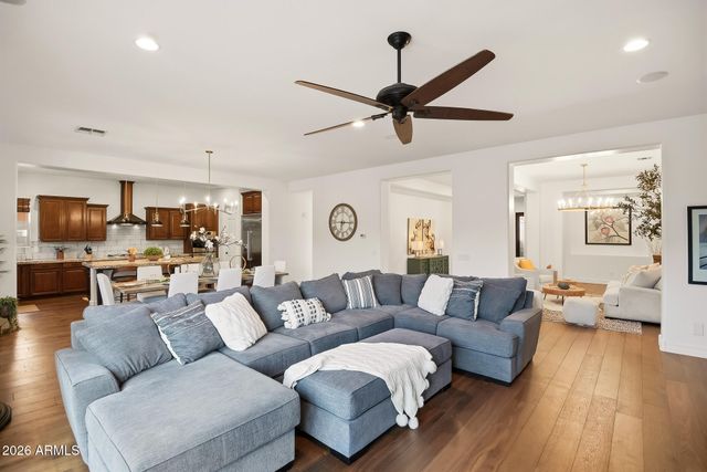 3713 E Ellis Street, Mesa, AZ 85205