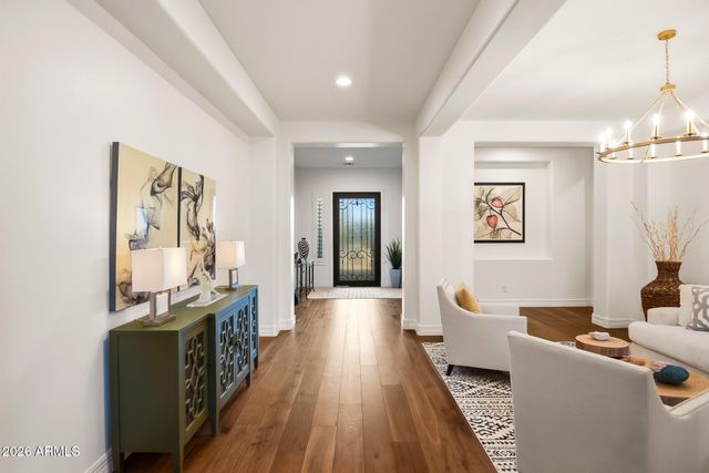 3713 E Ellis Street, Mesa, AZ 85205