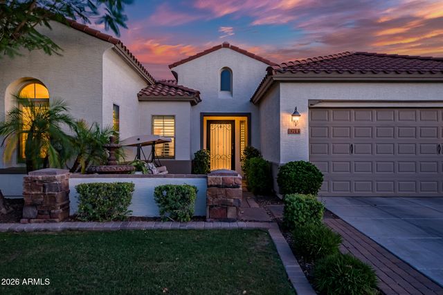 3713 E Ellis Street, Mesa, AZ 85205