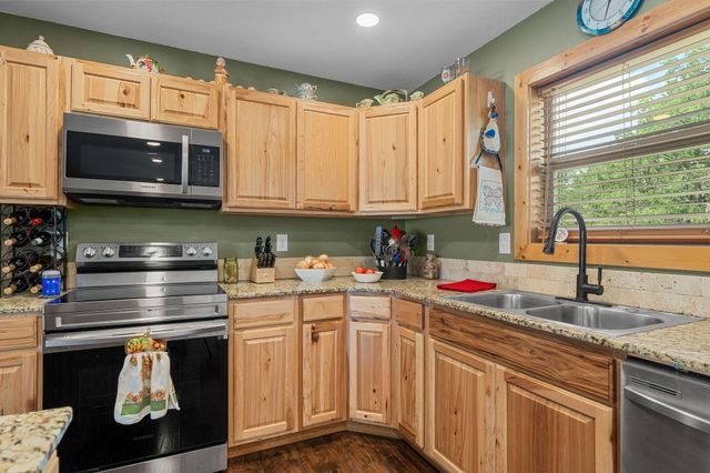 237 Tanglewood Street, Shell Knob, MO 65747