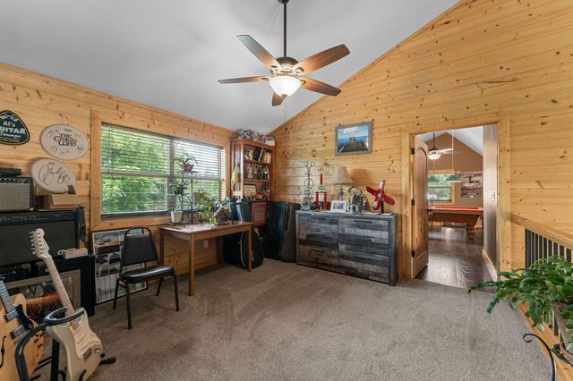 237 Tanglewood Street, Shell Knob, MO 65747