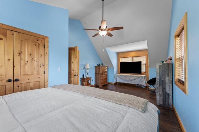 237 Tanglewood Street, Shell Knob, MO 65747