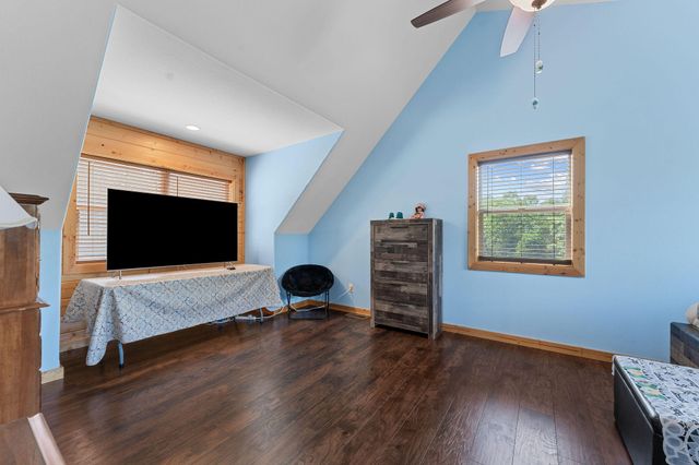 237 Tanglewood Street, Shell Knob, MO 65747