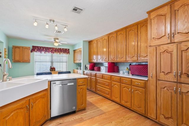437 Lcr 664, Kosse, TX 76653