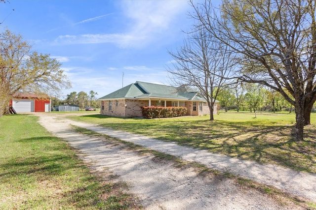 437 Lcr 664, Kosse, TX 76653
