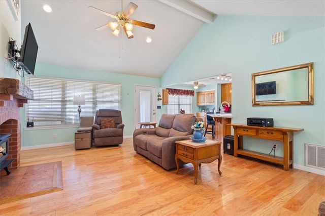 437 Lcr 664, Kosse, TX 76653