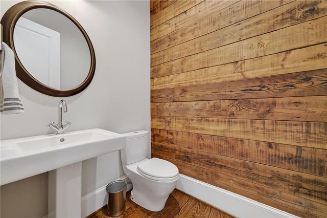 750 Yorkshire Road NE, Atlanta, GA 30306